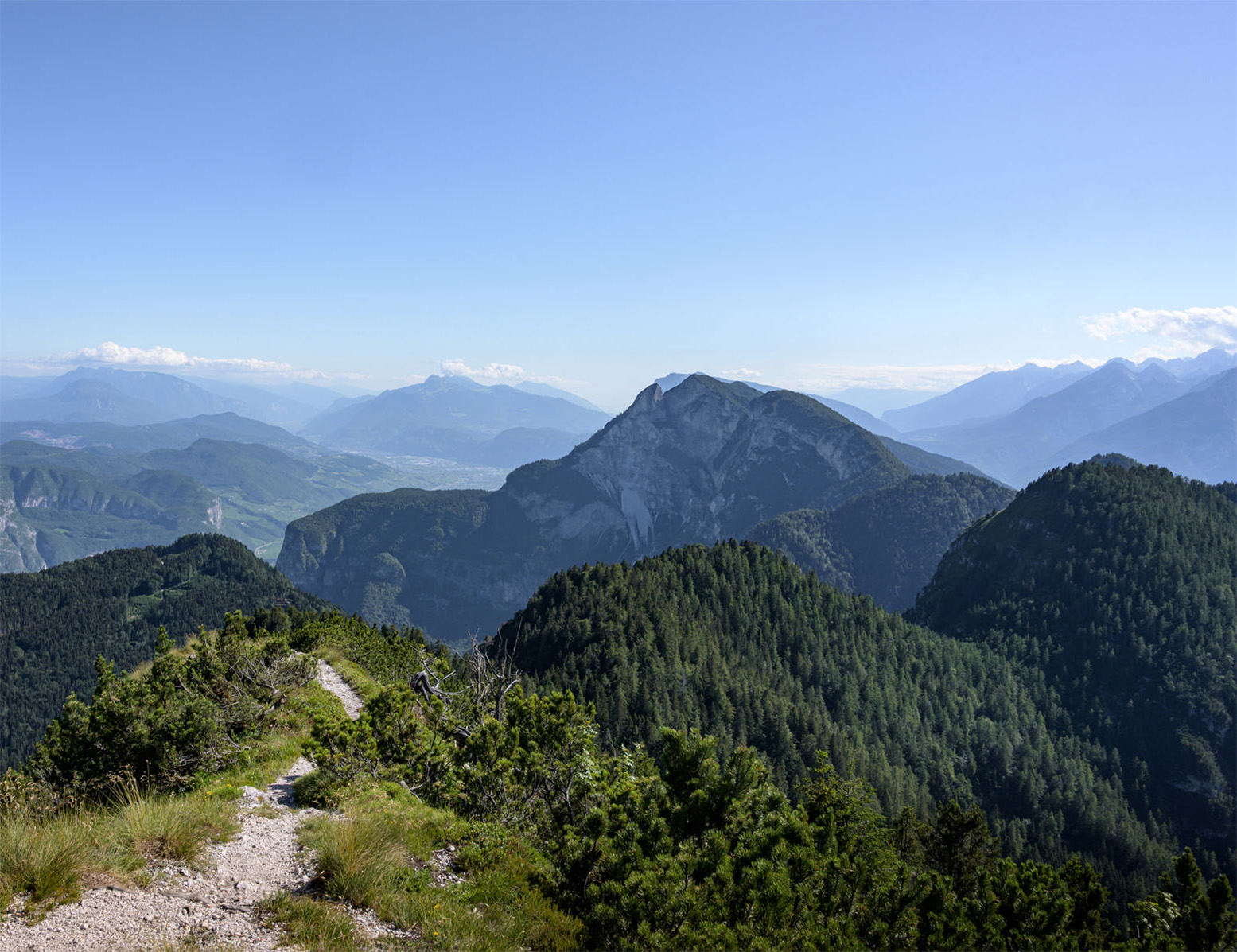 Salita al Corno di Tres panorama